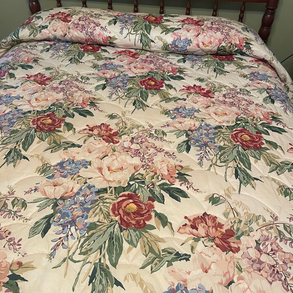 Custom bedding with window curtains
